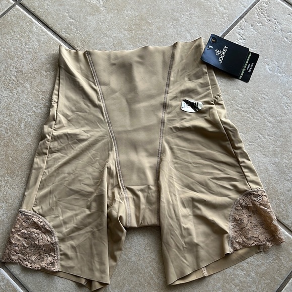 Jockey Intimates & Sleepwear New Jockey Nude Lace Mini Shaper Small